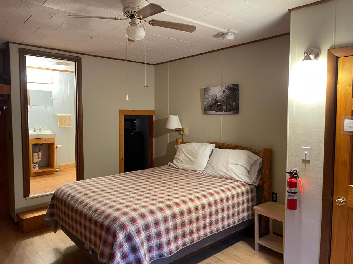 Mountain View Motel & Campground Stratton エクステリア 写真